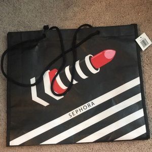 free with purchase: Reusable Sephora Bag